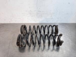 Gebruikte Schroefveer achter BMW 1 serie (F20) 116d 2.0 16V Prijs € 66,55 Inclusief btw aangeboden door Autohandel Didier