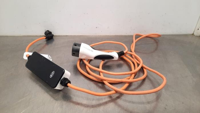 Câble de recharge hybride Kia XCee&#039;d