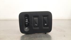 Gebruikte Mistlamp Schakelaar Renault Master III (FV) 2.3 dCi 145 16V FWD Prijs € 30,25 Inclusief btw aangeboden door Autohandel Didier