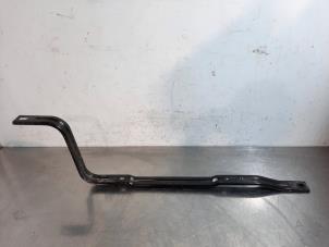 Gebruikte Tank Band Peugeot 5008 II (M4/MC/MJ/MR) 1.5 BlueHDi 130 Prijs € 48,40 Inclusief btw aangeboden door Autohandel Didier