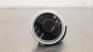 Gebruikte Sensor Airbag Volkswagen T-Roc 1.0 TSI 12V Prijs € 30,25 Inclusief btw aangeboden door Autohandel Didier