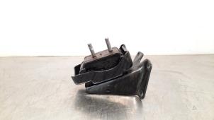 Gebruikte Motorsteun Iveco New Daily VI 33S16, 35C16, 35S16 Prijs € 30,25 Inclusief btw aangeboden door Autohandel Didier