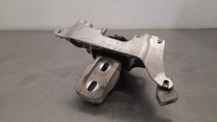 Engine mount Opel Corsa