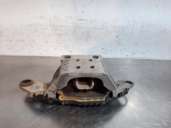 Engine mount Opel Astra