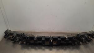 Gebruikte Bumperbalk voor Landrover Range Rover Sport (LW) 3.0 TDV6 Prijs € 66,55 Inclusief btw aangeboden door Autohandel Didier