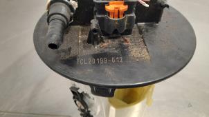 Gebruikte Tank element Pomp Peugeot 308 (F3/FB/FH/FM/FP) 1.2 12V PureTech 130 Prijs € 163,35 Inclusief btw aangeboden door Autohandel Didier