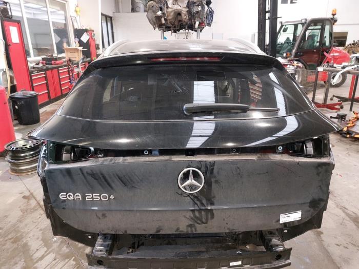 Tylna klapa Mercedes EQA