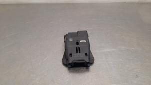 Gebruikte ACC Sensor (afstand) Ford Tourneo Connect/Grand Tourneo Connect 1.6 TDCi 115 Prijs € 199,65 Inclusief btw aangeboden door Autohandel Didier