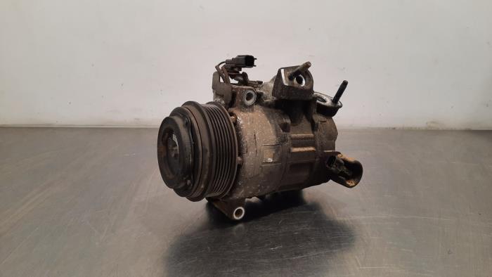 Pompe clim Ford Tourneo Connect