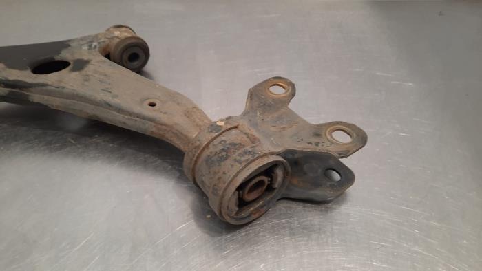 Bras de suspension avant droit Ford Tourneo Connect