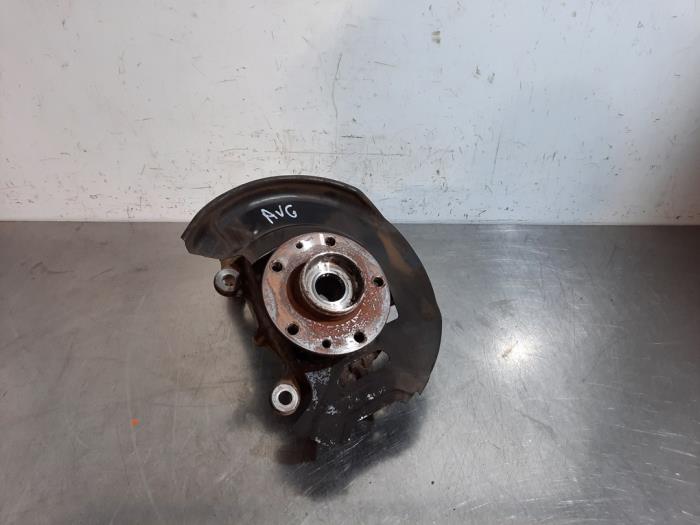 Fusee links-voor Nissan Qashqai