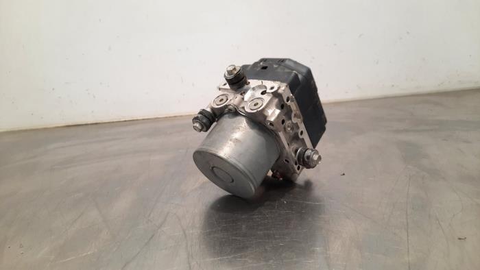 ABS Pumpe Mitsubishi L200