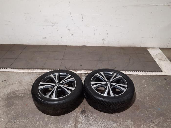 Set of wheels + winter tyres Nissan Qashqai