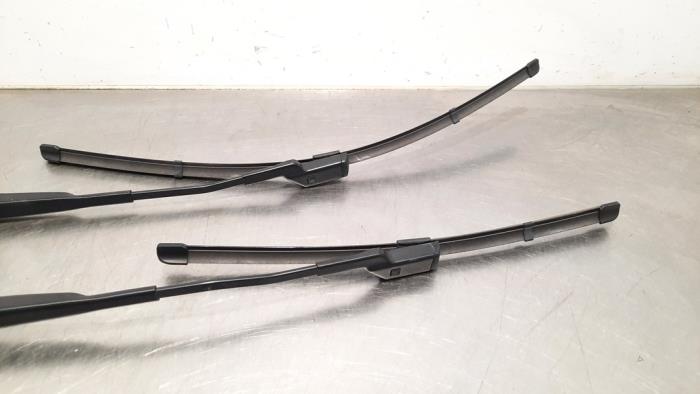 Wiper arm set Peugeot 208