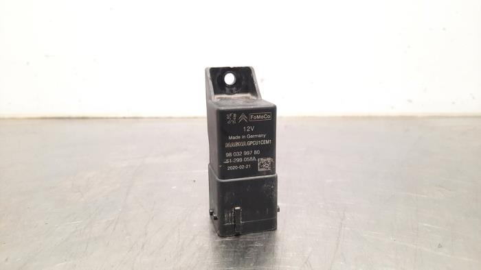 Glow plug relay Peugeot 208