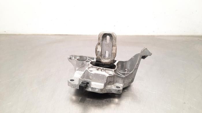 Engine mount Peugeot 208