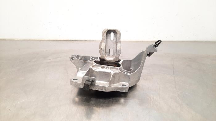 Engine mount Peugeot 208