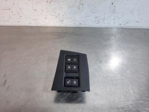 Gebruikte Schakelaar (diversen) Jaguar F-Pace 3.0 D 24V AWD Prijs € 30,25 Inclusief btw aangeboden door Autohandel Didier