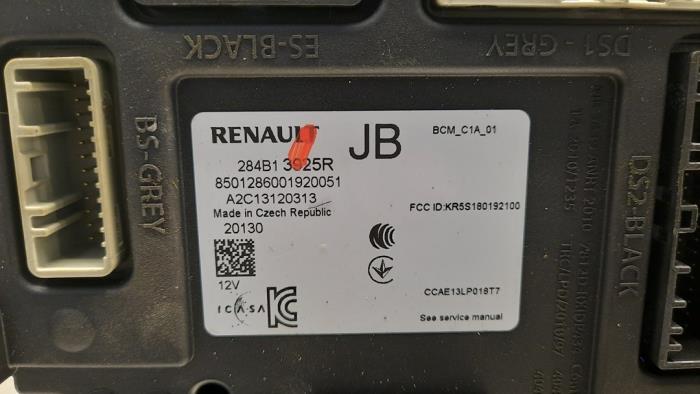 BCM van een Renault Clio V (RJAB) 1.5 Blue dCi 85 2020