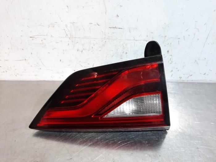 Feu arrière gauche MG ZS