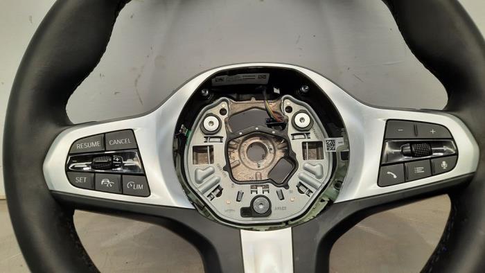 Volant BMW I4