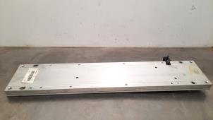 Gebruikte Steun (diversen) Peugeot 208 II (UB/UH/UP) e-208 50 kWh Prijs € 96,80 Inclusief btw aangeboden door Autohandel Didier