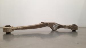 Gebruikte Draagarm rechts-achter Nissan Qashqai (J11) 1.6 dCi All Mode 4x4-i Prijs € 60,50 Inclusief btw aangeboden door Autohandel Didier