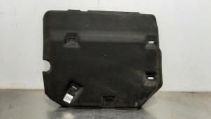 Gebruikte Motor Beschermplaat BMW i4 (G26) eDrive40 84 kWh Prijs € 66,55 Inclusief btw aangeboden door Autohandel Didier