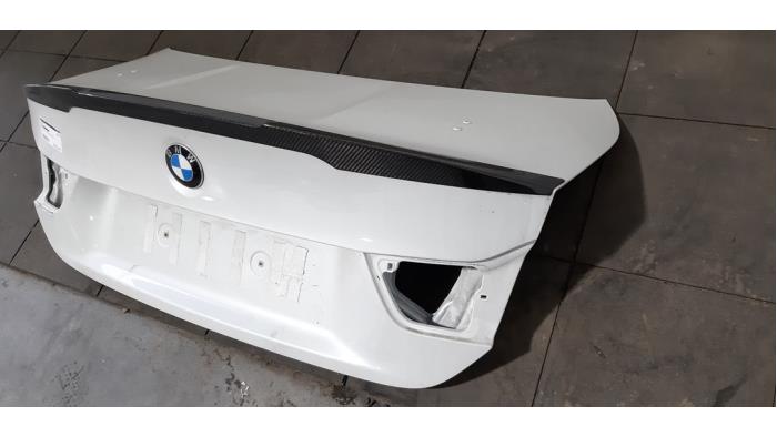 Achterklep van een BMW M4 (F82) M4 3.0 24V TwinPower Turbo 2017