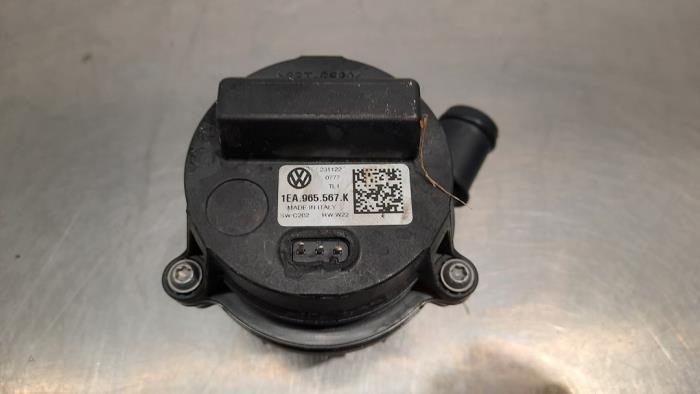 Watercirculatiepomp van een Volkswagen ID.3 (E11) Pro S 2023