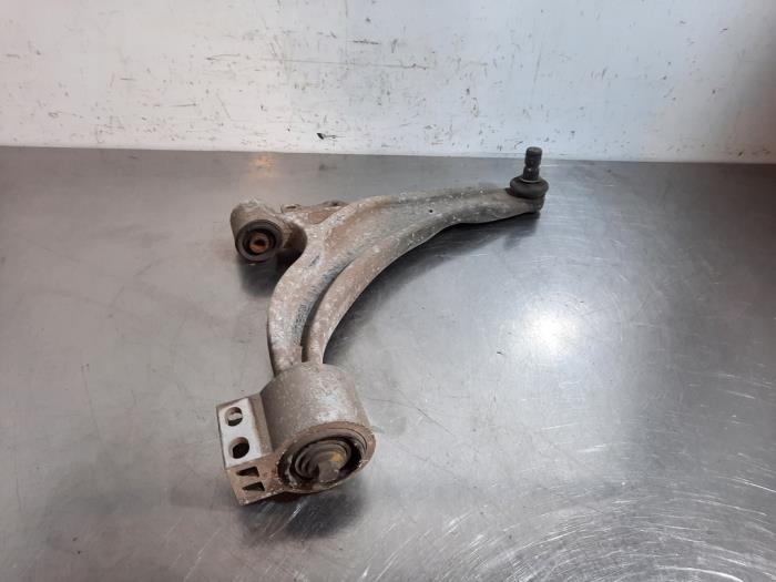 Bras de suspension avant droit Opel Zafira