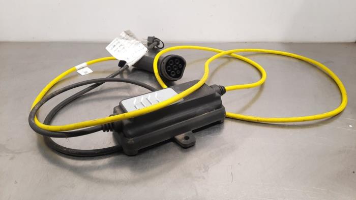 Cable de carga vehículo híbrido BMW X5