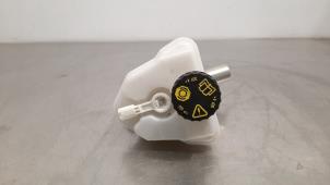 Gebruikte Hoofdremcilinder Mercedes C Estate (S206) C-300 e 2.0 Turbo Prijs € 60,50 Inclusief btw aangeboden door Autohandel Didier