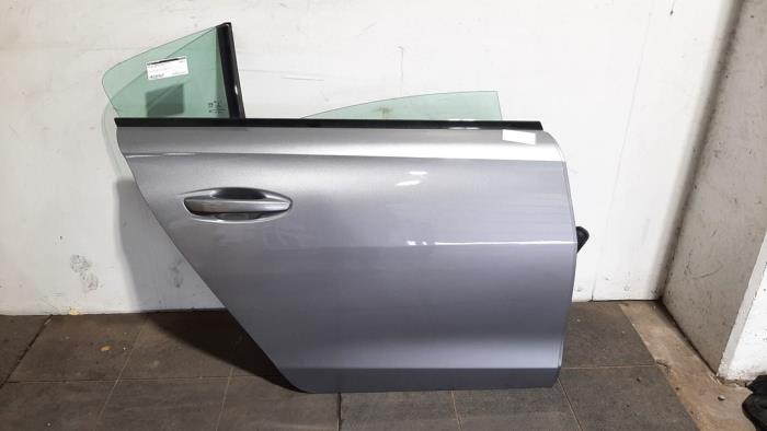 Rear door 4-door, right Peugeot 508