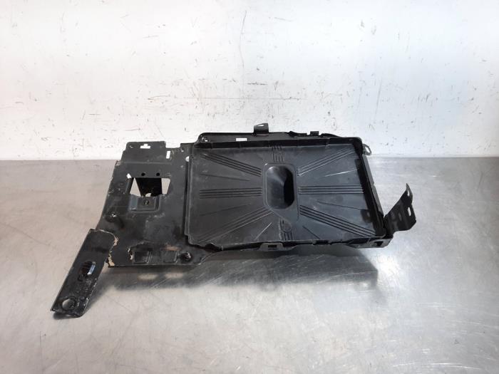 Battery box Peugeot 308