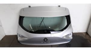 Gebruikte Achterklep Renault Clio V (RJAB) 1.6 E-Tech 140 16V Prijs € 447,70 Inclusief btw aangeboden door Autohandel Didier