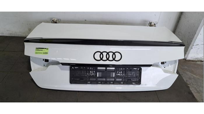 Hayon Audi A4