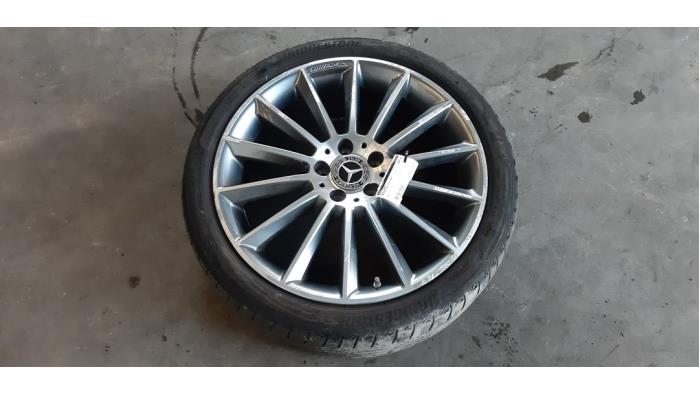 Wheel + tyre Mercedes CLA