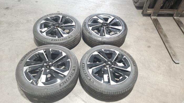 Set of wheels + tyres Peugeot 408