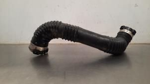 Gebruikte Intercooler Buis Mercedes A (177.0) 1.3 A-200 Turbo 16V Prijs € 48,40 Inclusief btw aangeboden door Autohandel Didier