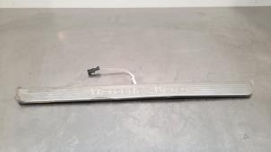 Gebruikte Instapverlichting Mercedes GLB (247.6) 2.0 GLB-200d Prijs € 36,30 Inclusief btw aangeboden door Autohandel Didier