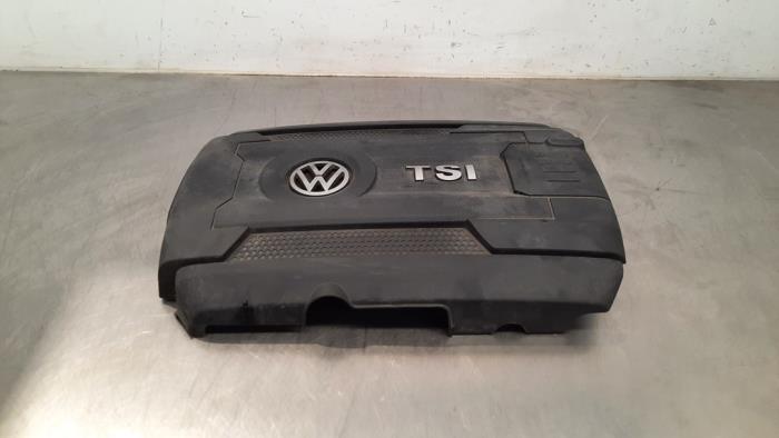 Motor Beschermplaat van een Volkswagen T-Roc 2.0 R TSI 16V 4Motion 2020