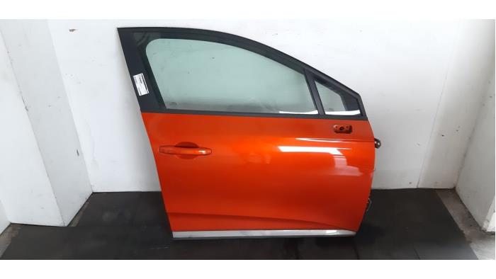 Front door 4-door, right Renault Clio