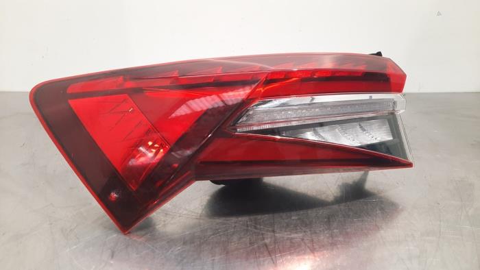 Taillight, left Skoda Kodiaq