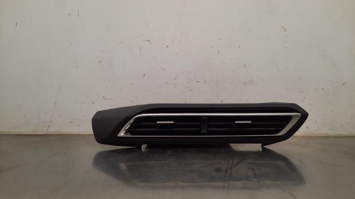 Dashboard vent Peugeot 5008