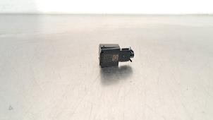 Gebruikte Temperatuursensor binnen Audi Q4 (F4B) 40 e-tron 77 kWh Prijs € 18,15 Inclusief btw aangeboden door Autohandel Didier