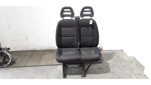 Gebruikte Voorstoel rechts Peugeot Boxer (U9) 2.0 BlueHDi 130 Prijs € 193,60 Inclusief btw aangeboden door Autohandel Didier