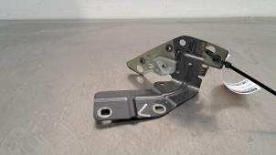 Gebruikte Steun (diversen) Landrover Discovery Sport (LC) 2.0 TD4 150 16V Prijs € 18,15 Inclusief btw aangeboden door Autohandel Didier