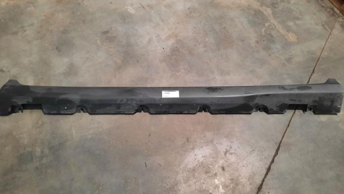 Marche-pied (list de couverture) droite Mercedes GLC-Klasse