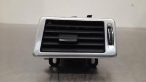 Gebruikte Luchtrooster Dashboard Landrover Discovery Sport (LC) 2.0 TD4 150 16V Prijs € 36,30 Inclusief btw aangeboden door Autohandel Didier